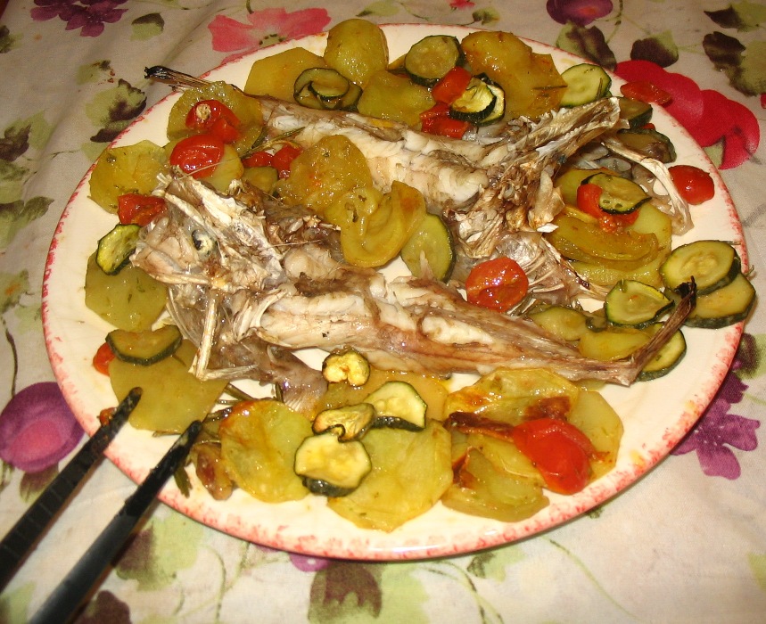 Coda di rospo con patate, zucchine e pomodorini- 032
